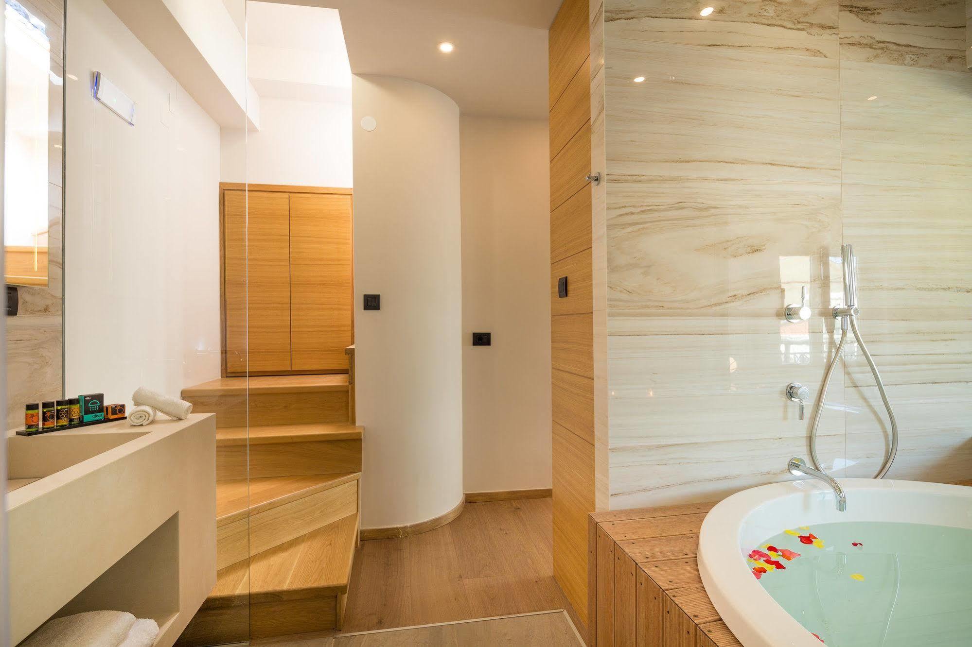 Querini Luxury Suites Ханья Экстерьер фото
