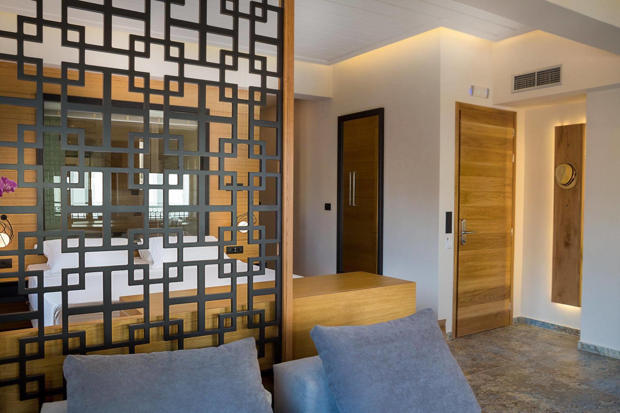 Querini Luxury Suites Ханья Экстерьер фото