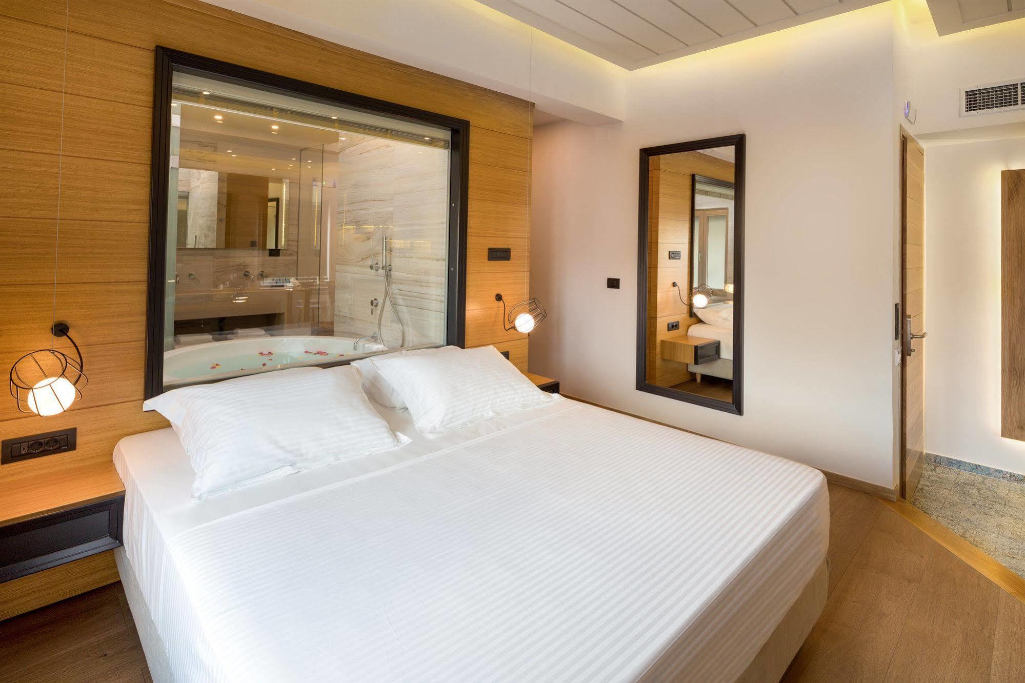 Querini Luxury Suites Ханья Экстерьер фото